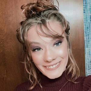 Meet your Posher, Joline